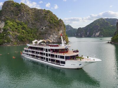 Du thuyền Aspira Cruise 5* ngủ đêm trên Vịnh Lan Hạ