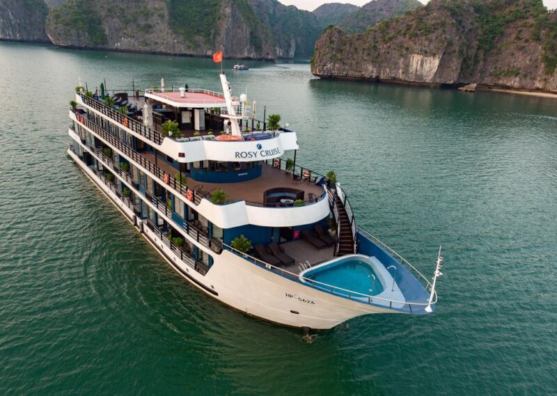 Du thuyền Rosy Cruise 5 sao