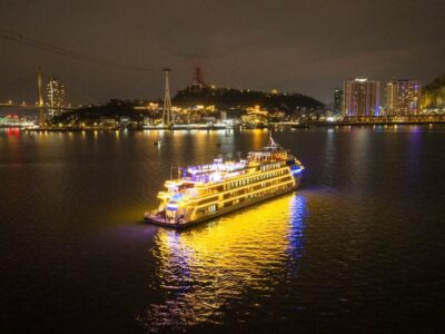 Du thuyền Luna Cruise Hạ Long trong ngày