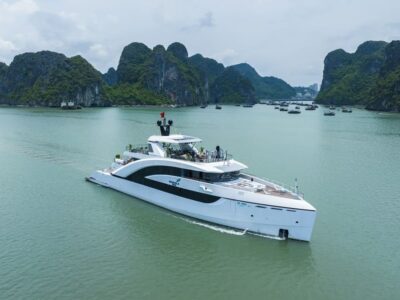 DU THUYỀN 6 SAO SAQUILA YACHT HẠ LONG