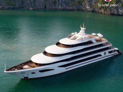 Du thuyền Scarlet Pearl Lan Hạ