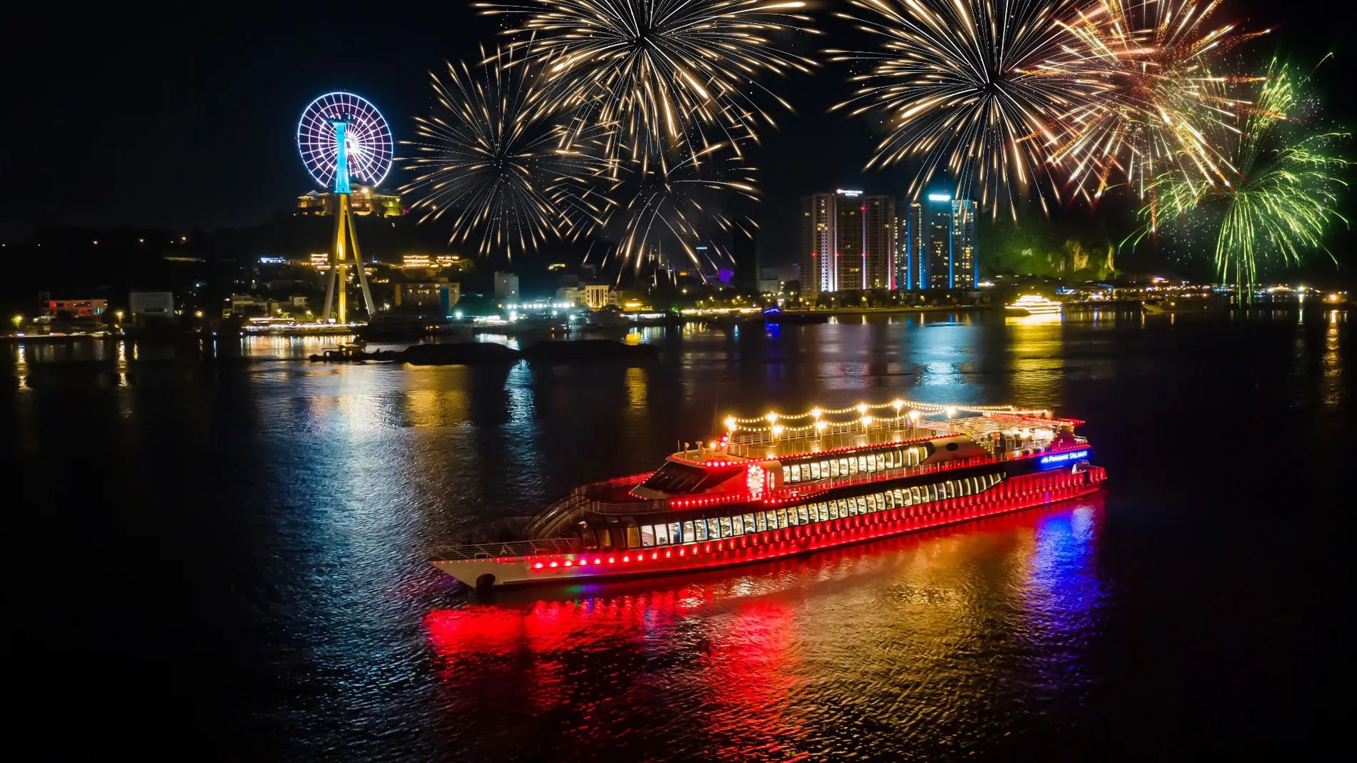 Du thuyền Paradise Delight lịch trình đi trong ngày Du thuyền Paradise Delight lịch trình đi trong ngày