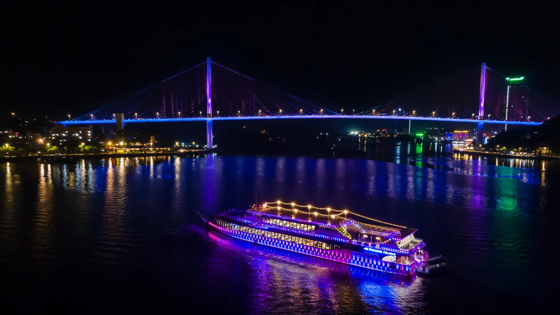 Du thuyền Paradise Delight lịch trình đi trong ngày Du thuyền Paradise Delight lịch trình đi trong ngày