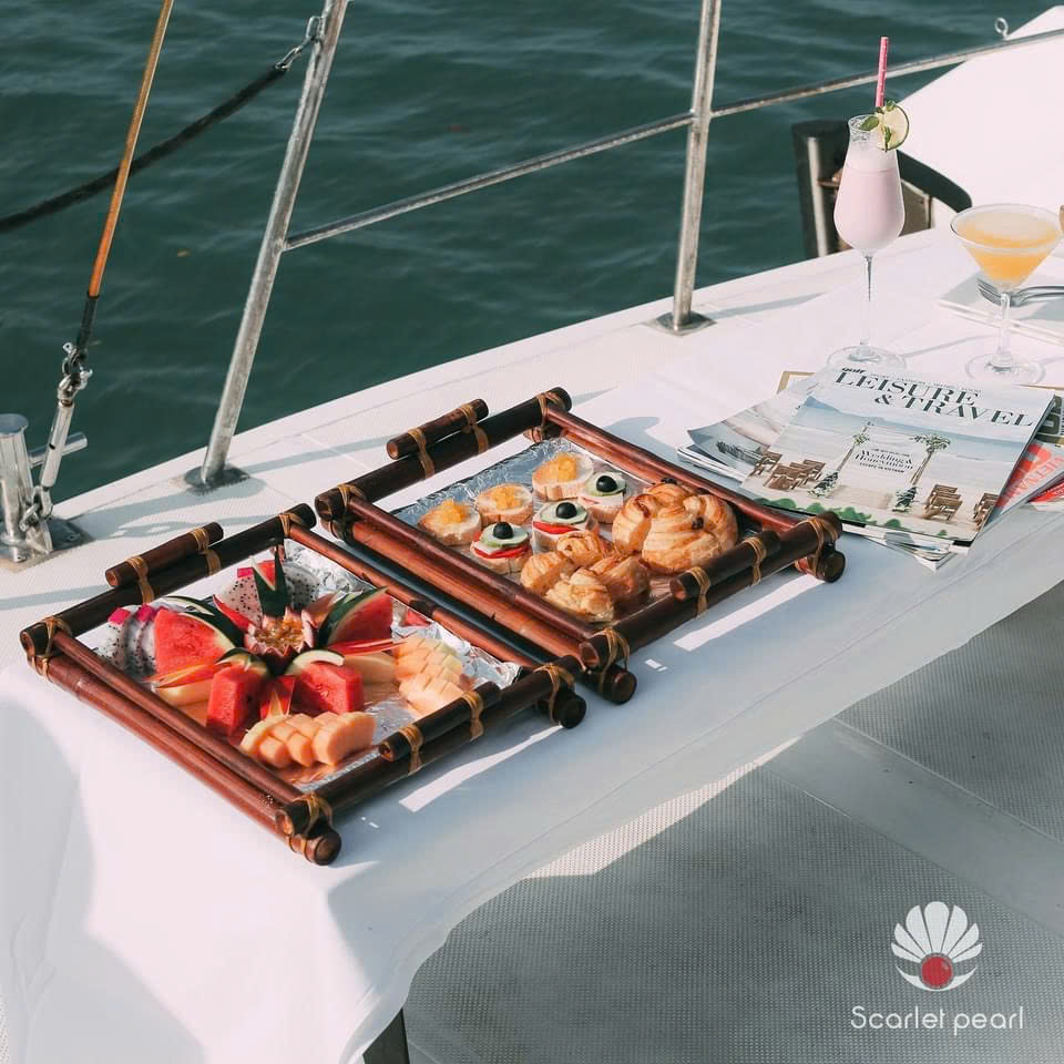 Du thuyền Scarlet Pearl Lan Hạ Du thuyền Scarlet Pearl Lan Hạ