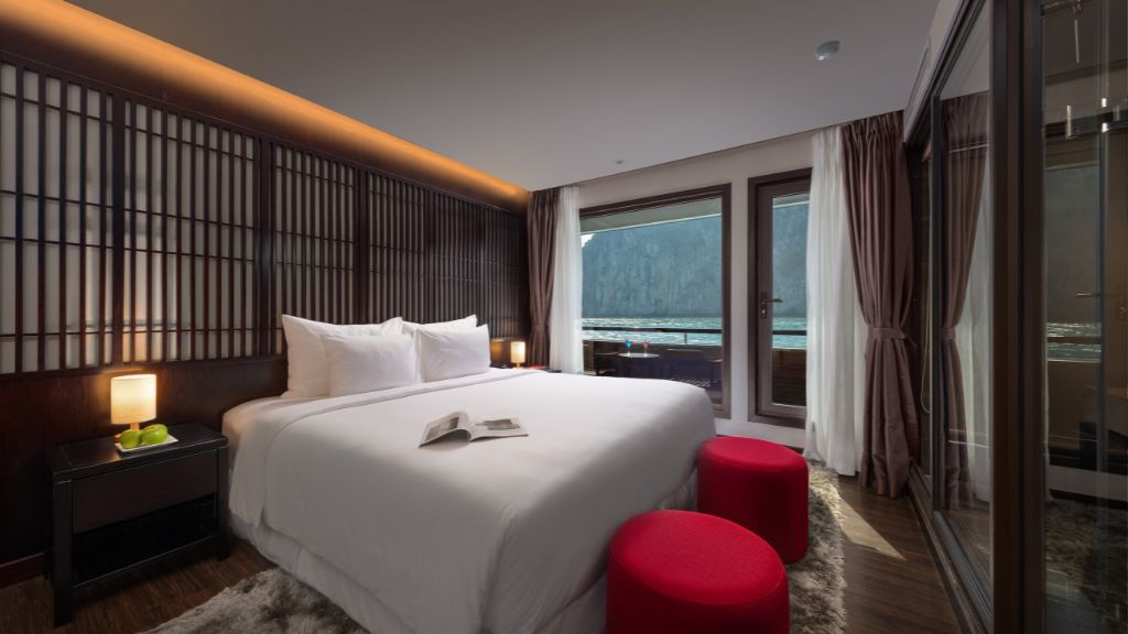 Du thuyền Scarlet Pearl Lan Hạ Du thuyền Scarlet Pearl Lan Hạ